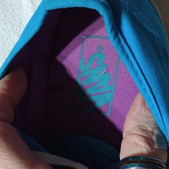 Vans women shoes size 9 - Picture 3 of 4